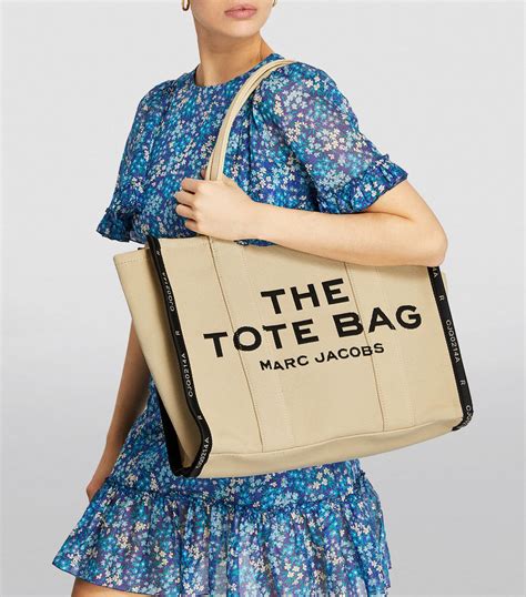 marc jacobs extra large tote.